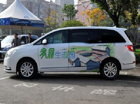 绥江户外车贴喷绘如何保持效果?